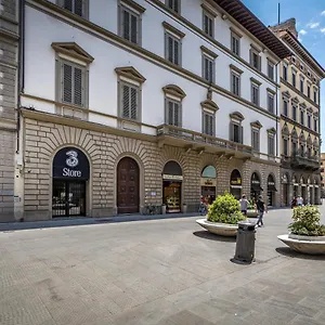 https://palazzo-brunelleschi.it-tuscanyhotel.com
